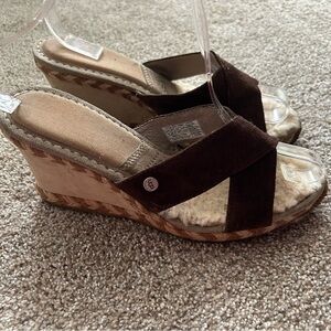 UGG Margot brown suede shearling wedge 8